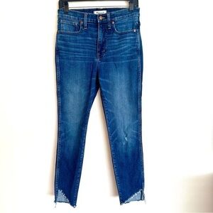 Madewell 10” Hi-Rise Skinny Jeans Distressed Hem Size 28
